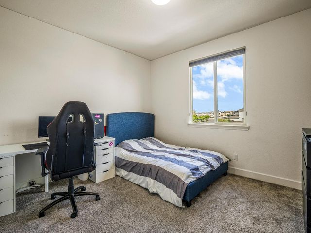 9882 Summerton Way, Elk Grove, CA 95624