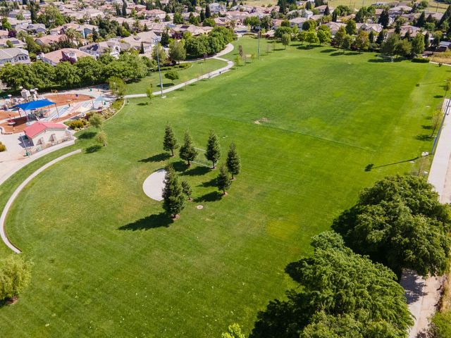 9882 Summerton Way, Elk Grove, CA 95624