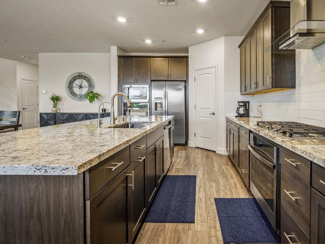 9882 Summerton Way, Elk Grove, CA 95624