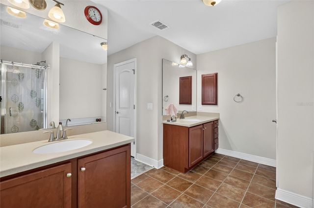 1097 NORMANDY HEIGHTS CIRCLE, Winter Haven, FL 33880