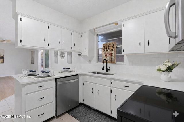 3448 RED OAK Circle E, Orange Park, FL 32073