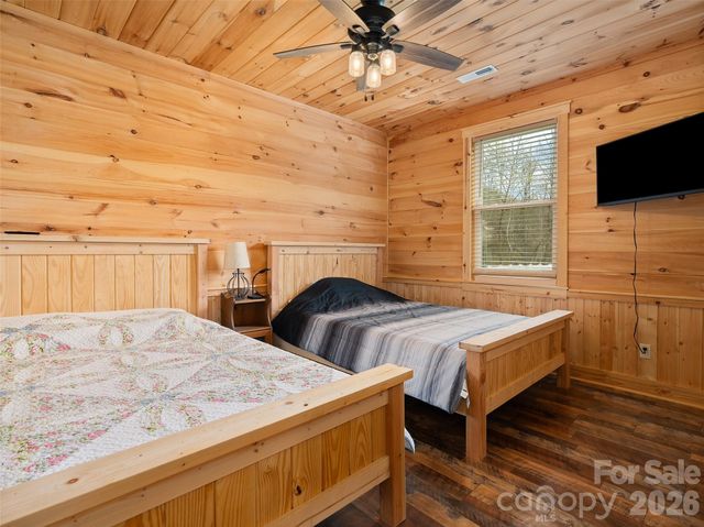 44 Rapid Waters Way, Waynesville, NC 28785