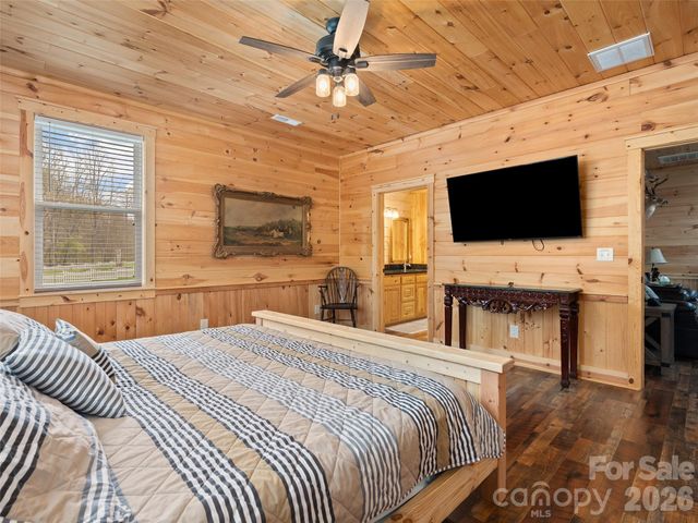 44 Rapid Waters Way, Waynesville, NC 28785