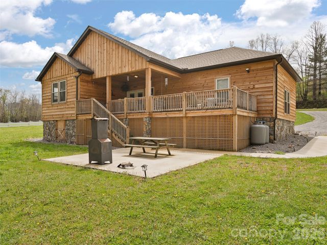 44 Rapid Waters Way, Waynesville, NC 28785