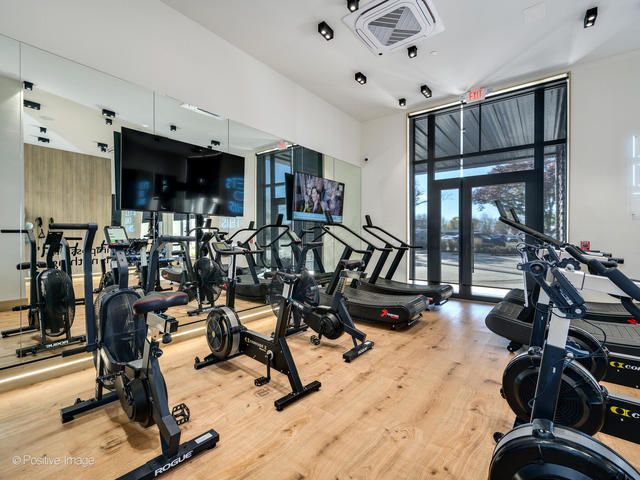 11 W Prospect Avenue 210, Mount Prospect, IL 60056