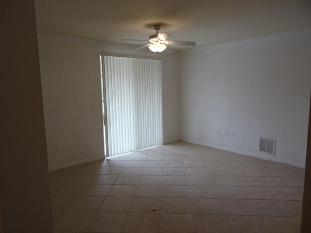 6450 Emerald Dunes Drive 103, West Palm Beach, FL 33411