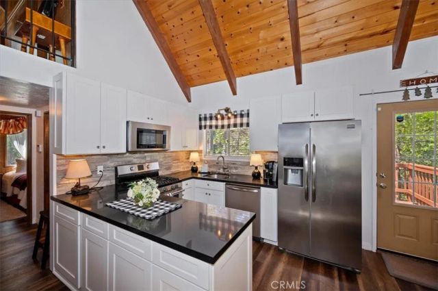 1140 Evergreen Lane, Lake Arrowhead, CA 92352