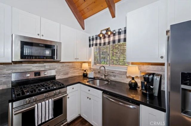 1140 Evergreen Lane, Lake Arrowhead, CA 92352