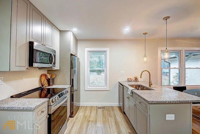 5283 Maple Valley Road SW, Mableton, GA 30126