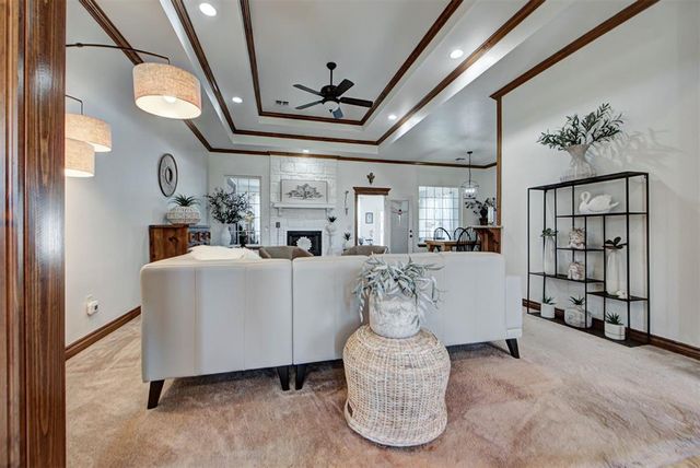 10501 Joseph Way, Yukon, OK 73099