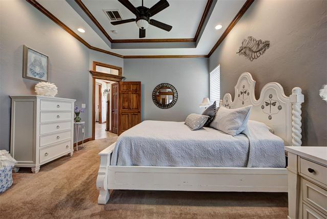 10501 Joseph Way, Yukon, OK 73099