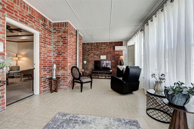 10501 Joseph Way, Yukon, OK 73099