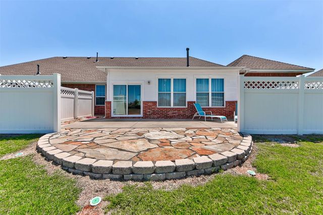 10501 Joseph Way, Yukon, OK 73099