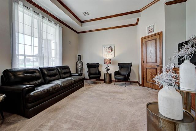 10501 Joseph Way, Yukon, OK 73099