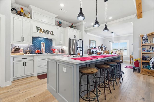 12226 Clyde Carnes Road, Farmington, AR 72730