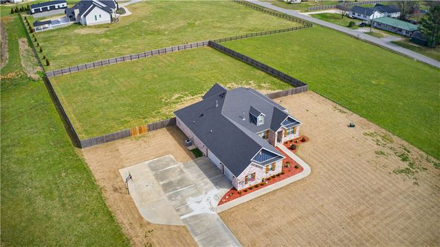 12226 Clyde Carnes Road, Farmington, AR 72730