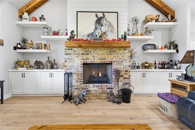 12226 Clyde Carnes Road, Farmington, AR 72730