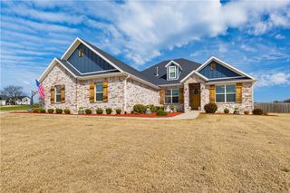 12226 Clyde Carnes Road, Farmington, AR 72730
