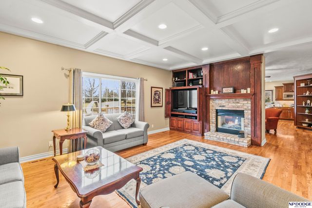 13904 S 41st Street, Bellevue, NE 68123