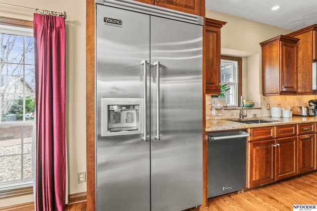 13904 S 41st Street, Bellevue, NE 68123