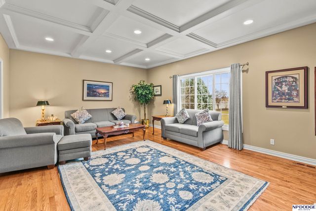 13904 S 41st Street, Bellevue, NE 68123