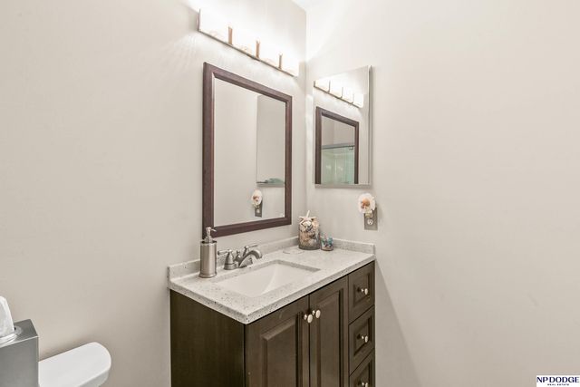 13904 S 41st Street, Bellevue, NE 68123