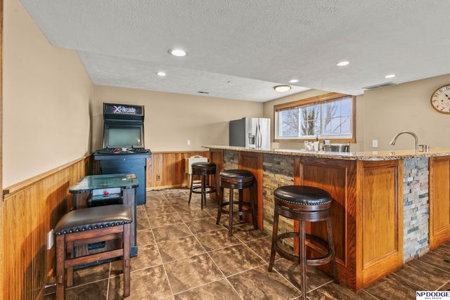 13904 S 41st Street, Bellevue, NE 68123