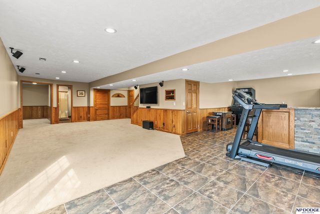 13904 S 41st Street, Bellevue, NE 68123