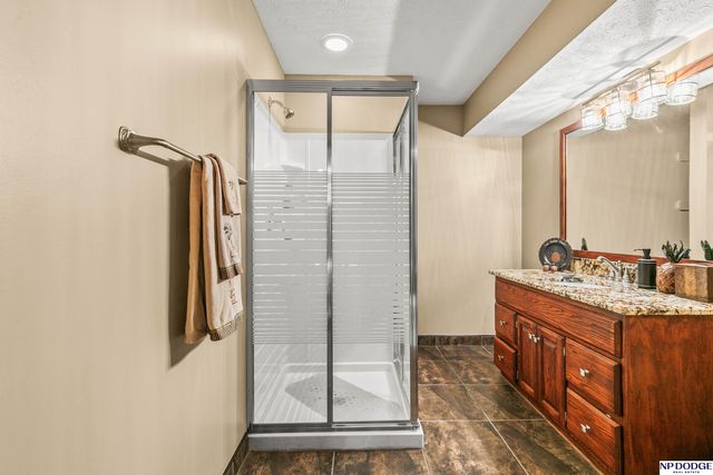 13904 S 41st Street, Bellevue, NE 68123