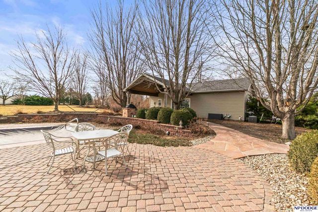 13904 S 41st Street, Bellevue, NE 68123