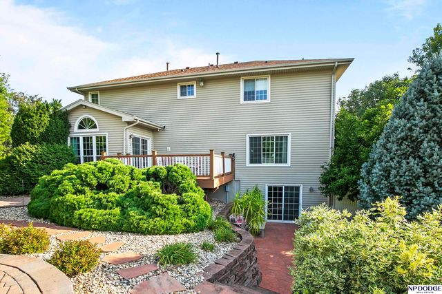 13904 S 41st Street, Bellevue, NE 68123