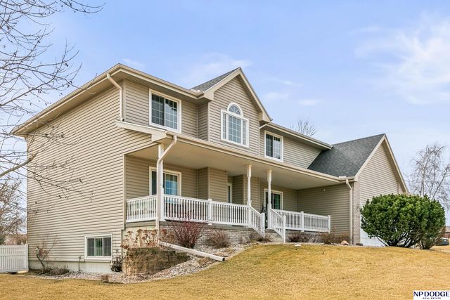 13904 S 41st Street, Bellevue, NE 68123