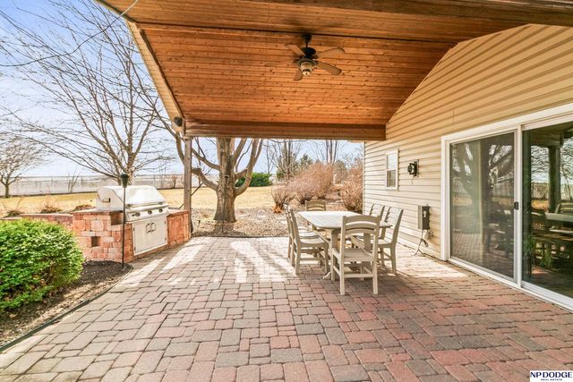 13904 S 41st Street, Bellevue, NE 68123