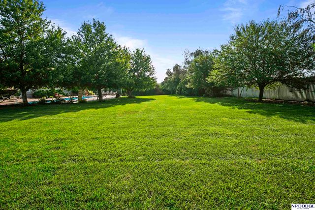 13904 S 41st Street, Bellevue, NE 68123