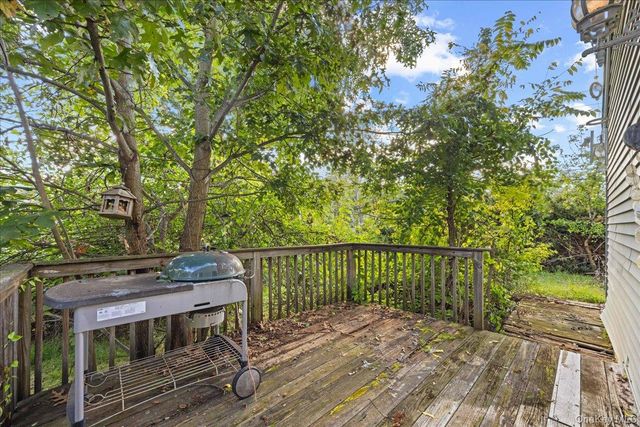 536 Lake Shore Drive, Brewster, NY 10509
