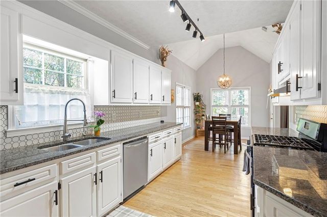 720 Johns Landing Way, Lawrenceville, GA 30045