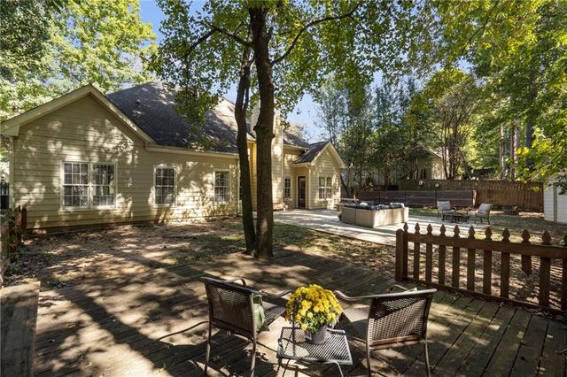720 Johns Landing Way, Lawrenceville, GA 30045