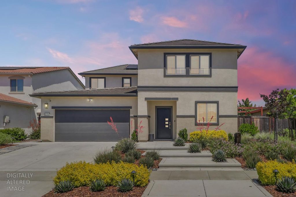 8256 Schellhous Dr, Roseville, CA 95747