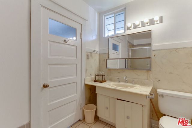 4825 Mascot Street, Los Angeles, CA 90019