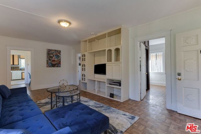 4825 Mascot Street, Los Angeles, CA 90019