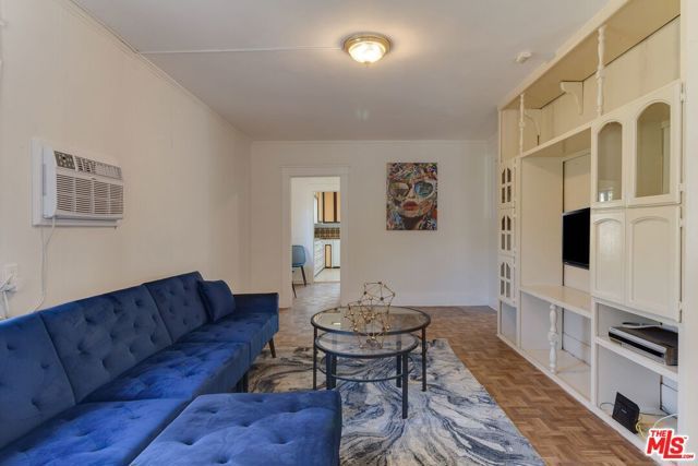 4825 Mascot Street, Los Angeles, CA 90019