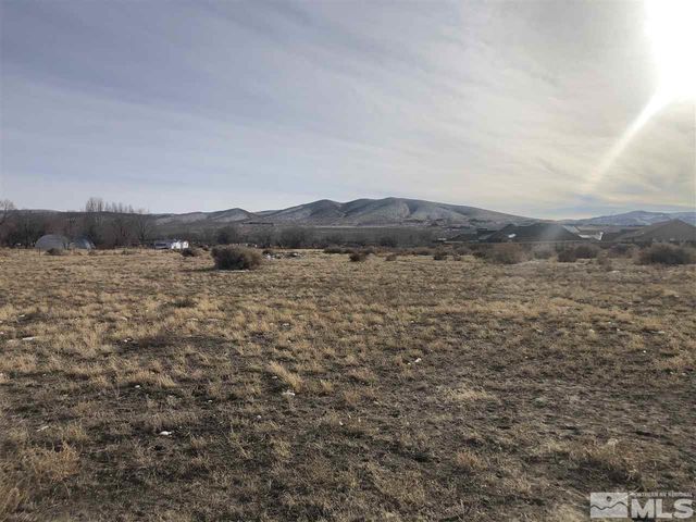 1240-1250 Farm District Road, Fernley, NV 89408