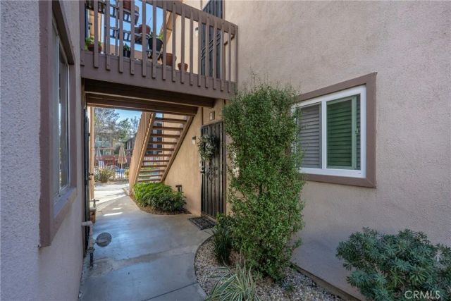 1082 Cabrillo Park A, Santa Ana, CA 92701