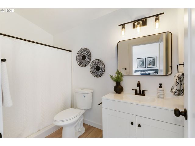 18400 Se 16TH St, Vancouver, WA 98683