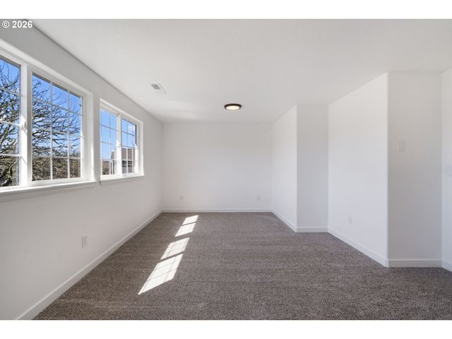 18400 Se 16TH St, Vancouver, WA 98683