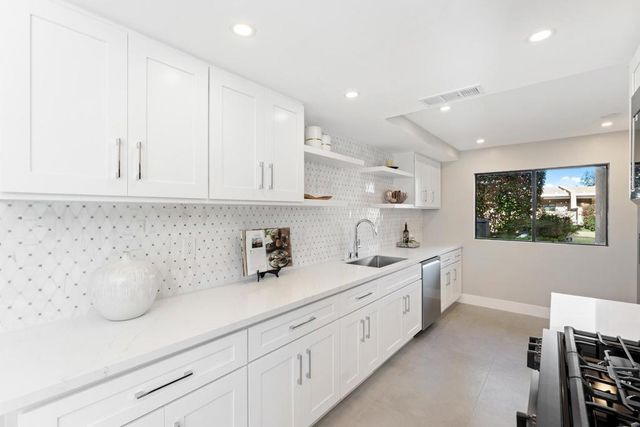 1251 Tiffany Circle S, Palm Springs, CA 92262