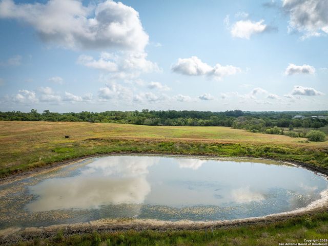 TBD Fm 621, Staples, TX 78655