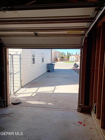 12356 TIERRA HUMEDA Drive, El Paso, TX 79938