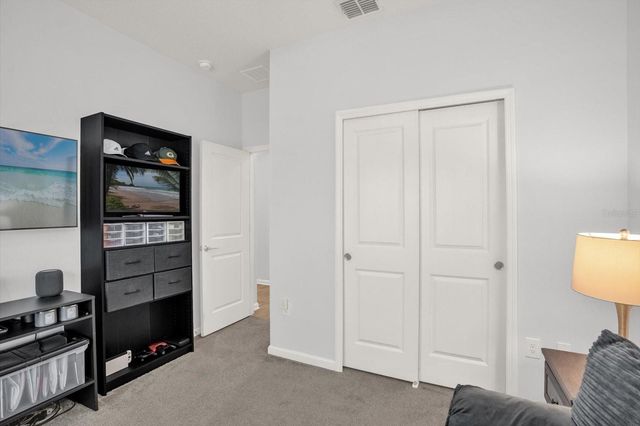 6941 DILLY LAKE AVENUE, Groveland, FL 34736