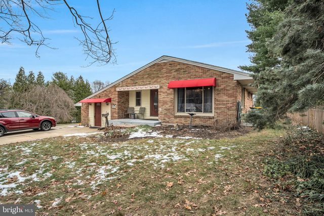 28 BRENTWOOD ROAD, Camp Hill, PA 17011